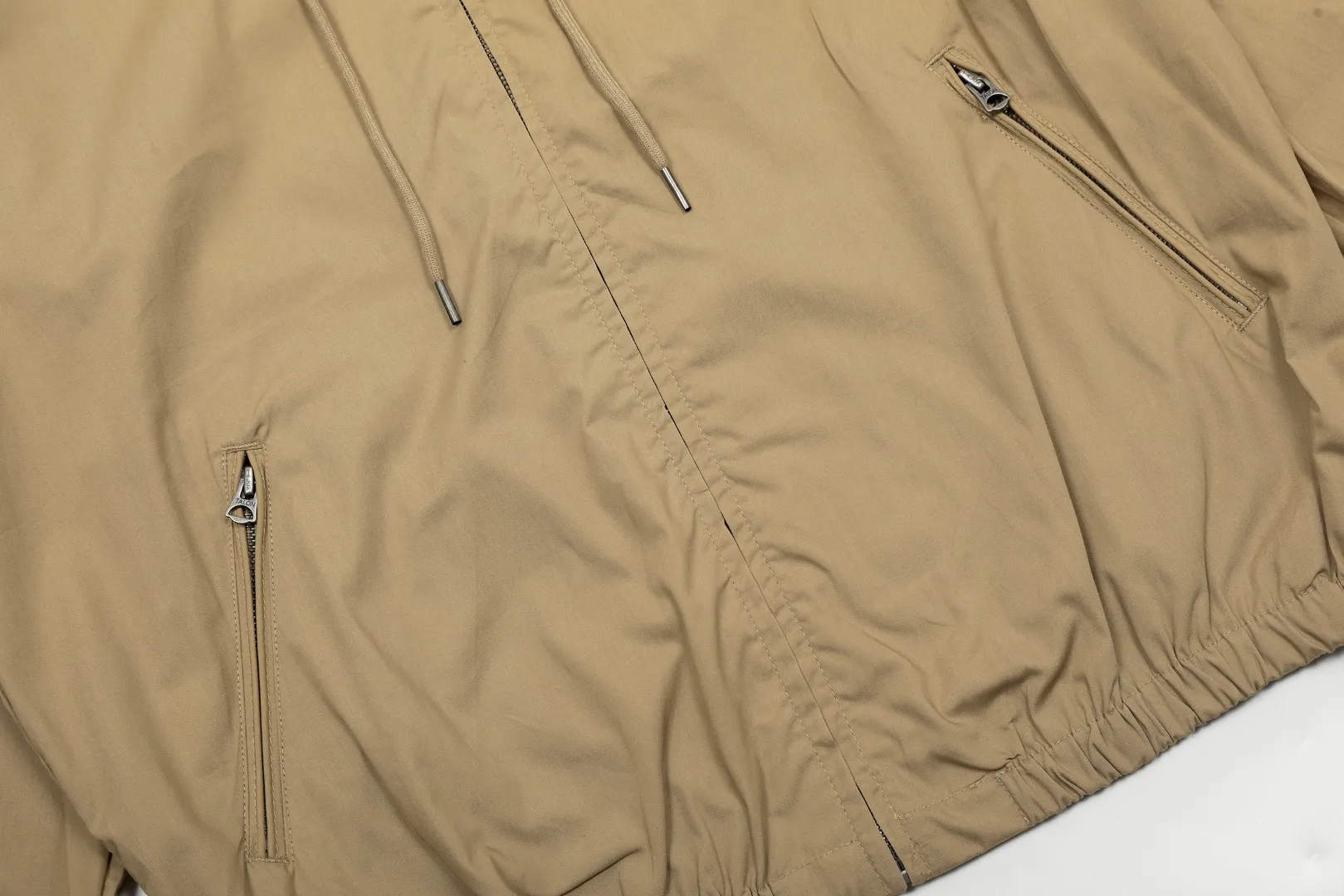 🅿️290 "Top Quality" Style No.: 8097# [Ralph Lauren Basic Classic Thin Couple Jacket Windbreaker Hooded Jacket] ✅Ralph Lauren Ralph Lauren Spring and Autumn Lightweight Thin Unisex Couple Hooded Jacket ✅Polyester fiber fabric Thin, light and non-pressing ✅Sports travel, leisure and business, simple and easy to match ✅Simple upper body, easy to match, ootd must-have, versatile YYDS~ Size: M-XXL Color: Khaki Navy